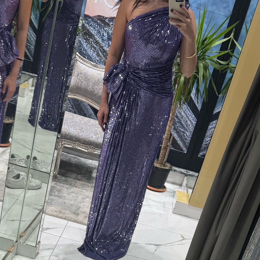 Elegant Purple One-Shoulder Dress